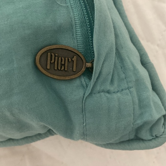 Pier 1 throw pillow - Picture 3 of 6